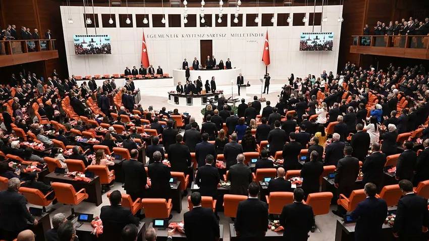 TBMM Genel Kurulu toplandı: “Demokrasinin yolu Diyarbakır’dan geçer diyorsunuz ama hızlı tren geçmiyor”